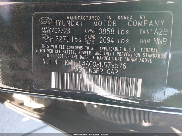 صورة 9 لـ 2023 Hyundai ELANTRA SE
