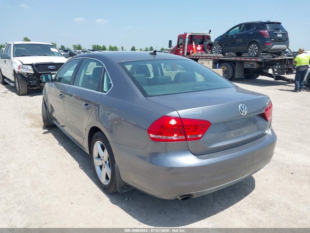 2015 Volkswagen PASSAT 1.8T SE — фото 3