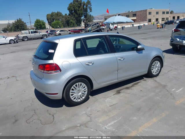 2013 Volkswagen GOLF 2.5L 4-DOOR — фото 4