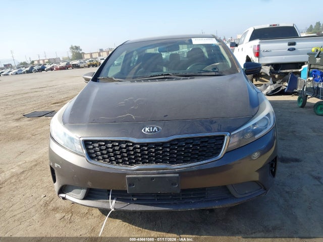 صورة مصغرة 12 لـ 2017 KIA FORTE LX