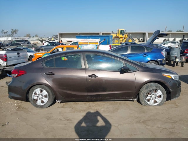 صورة مصغرة 13 لـ 2017 KIA FORTE LX