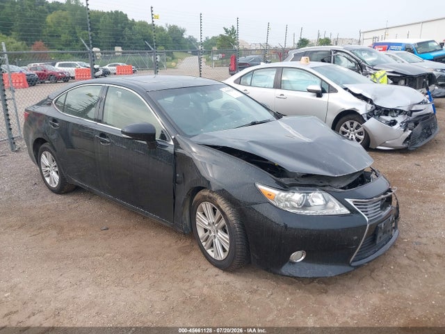 2015 LEXUS ES 