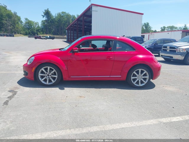 2014 Volkswagen BEETLE 2.5L — миниатюра 14