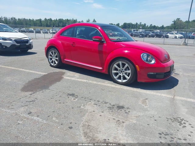 2014 Volkswagen BEETLE 2.5L photo 1
