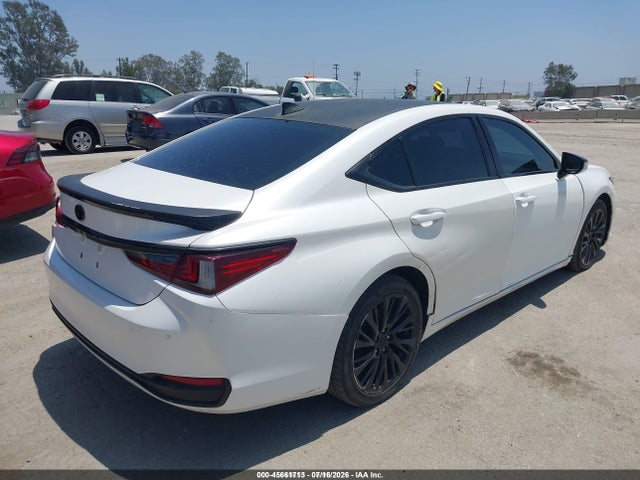2021 Lexus ES 300H 照片 4