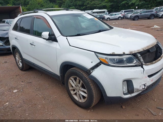 2014 KIA SORENTO LX