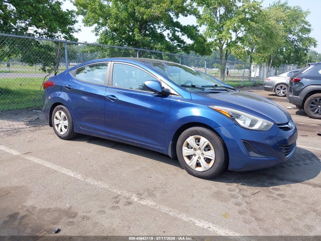 2016 HYUNDAI ELANTRA SE