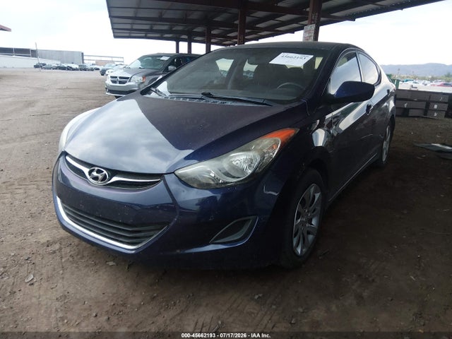 2011 Hyundai ELANTRA GLS 照片 2