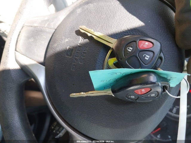 صورة مصغرة 11 لـ 2015 Toyota YARIS LE