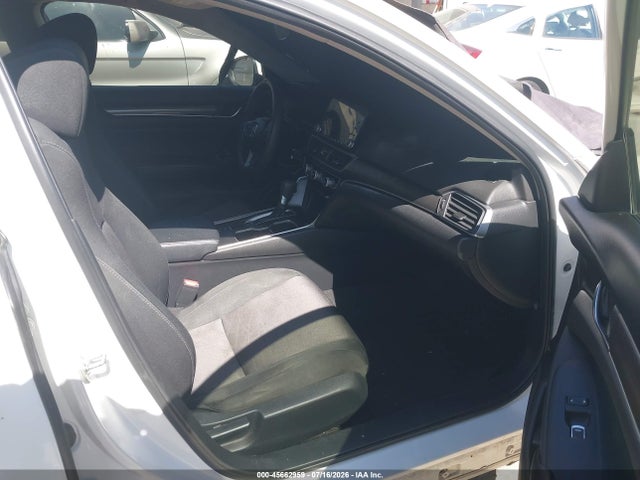 2018 Honda ACCORD LX 照片 5