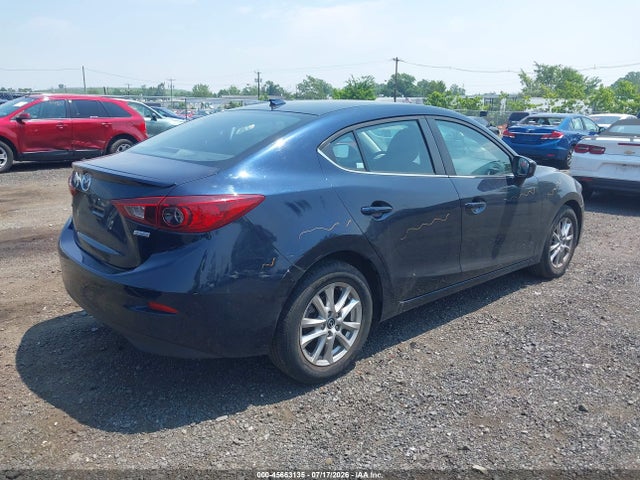 صورة 4 لـ 2015 Mazda MAZDA3 I TOURING