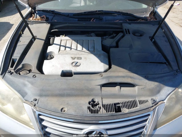 2010 Lexus ES 350 photo 10