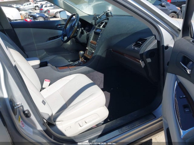 2010 Lexus ES 350 photo 5