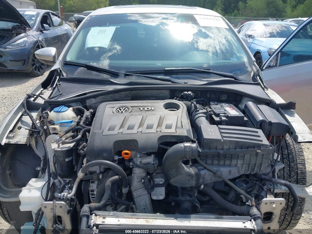 2012 Volkswagen PASSAT 2.0L TDI SE — фото 10