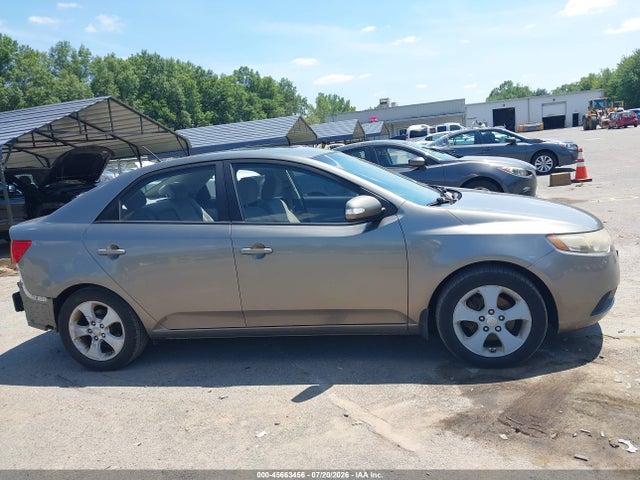 صورة مصغرة 13 لـ 2010 KIA FORTE EX