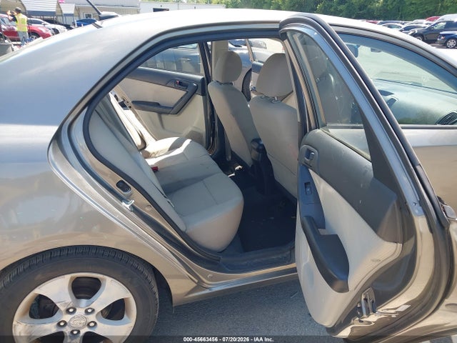 صورة 8 لـ 2010 KIA FORTE EX