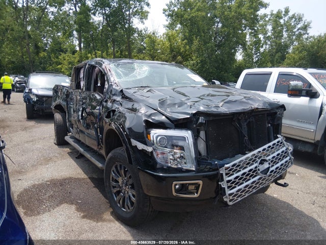 2017 NISSAN TITAN PLATINUM RESERVE DIESEL
