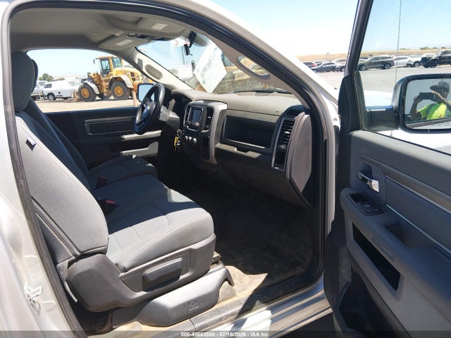 2017 RAM 1500 TRADESMAN 4X4 8' BOX — фото 5