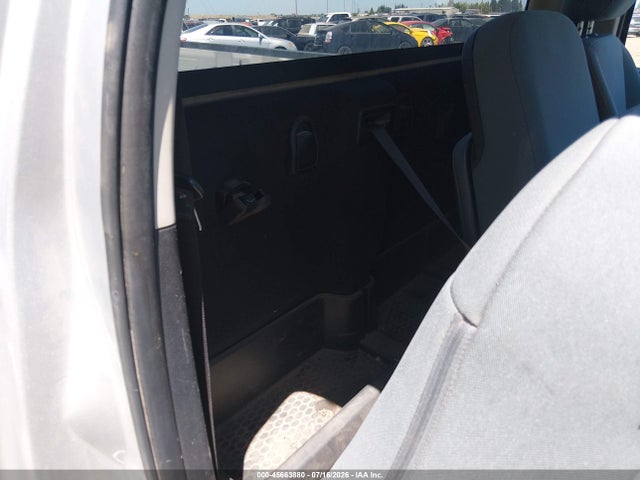 2017 RAM 1500 TRADESMAN 4X4 8' BOX — фото 8