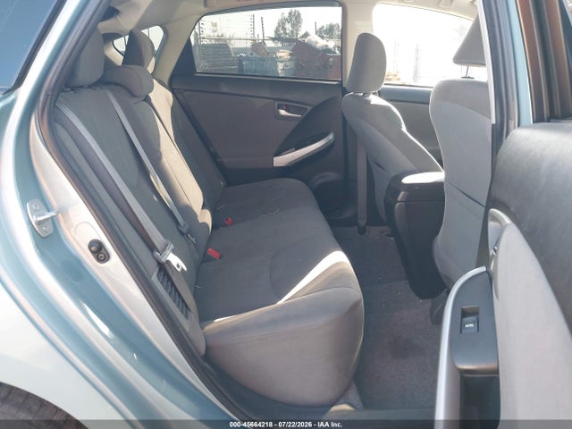 2013 Toyota PRIUS TWO — фото 8