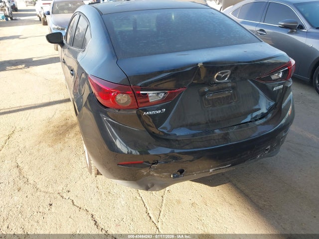 صورة 6 لـ 2017 Mazda MAZDA3 TOURING