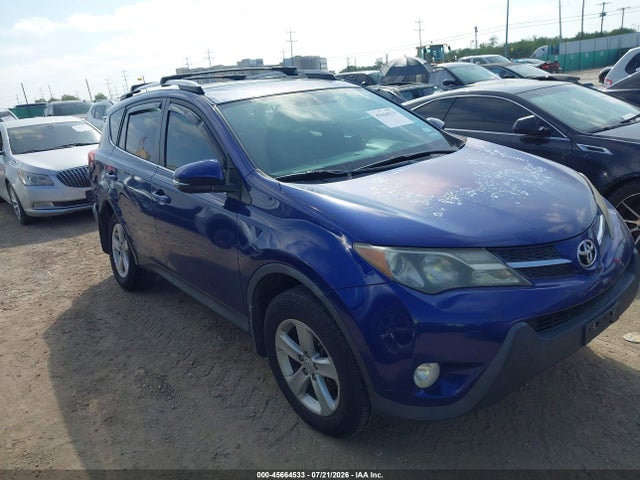 2014 TOYOTA RAV4 XLE