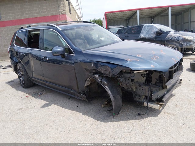 2019 VOLVO XC90 T6 MOMENTUM