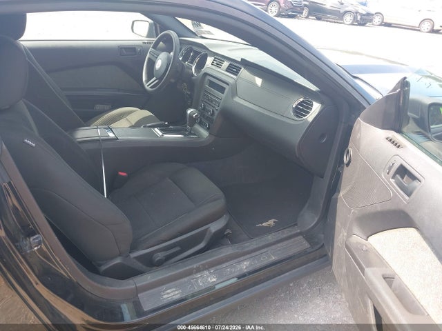 2010 FORD MUSTANG V6/V6 PREMIUM — фото 5