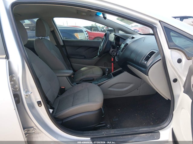 صورة 5 لـ 2014 KIA FORTE LX