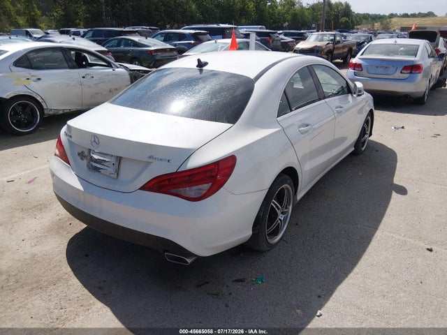 2015 Mercedes-BENZ CLA photo 4