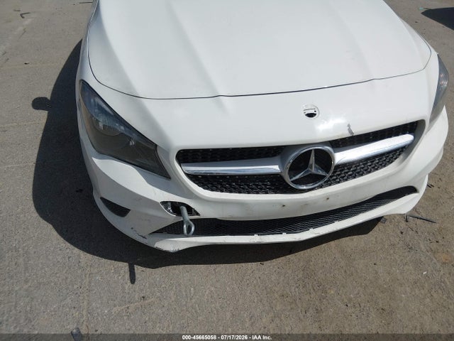2015 Mercedes-BENZ CLA photo 6