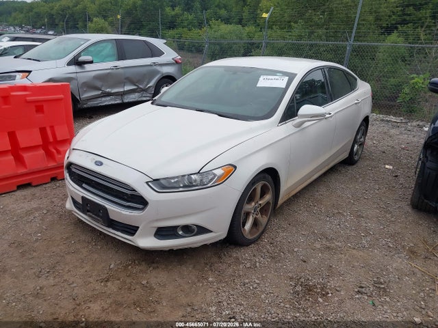 2016 FORD FUSION SE photo 2