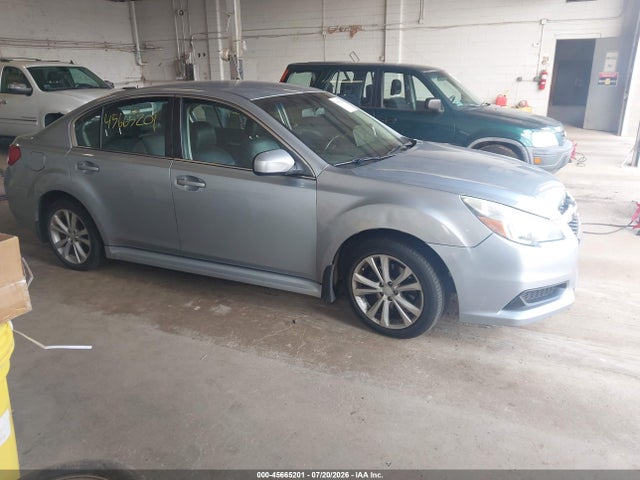 2013 SUBARU LEGACY 2.5I PREMIUM