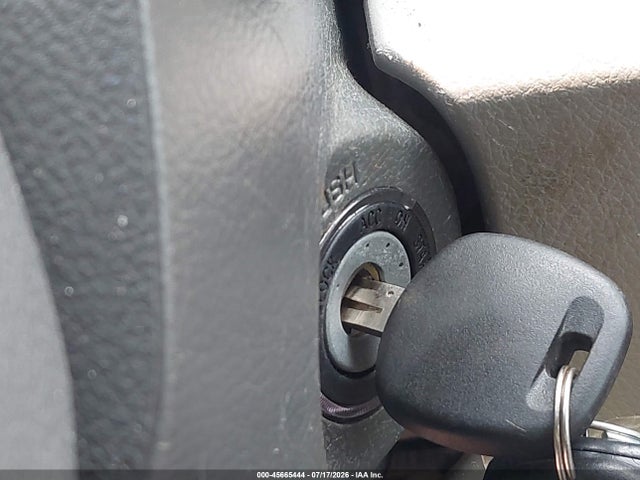 2010 Toyota CAMRY LE 缩略图 11