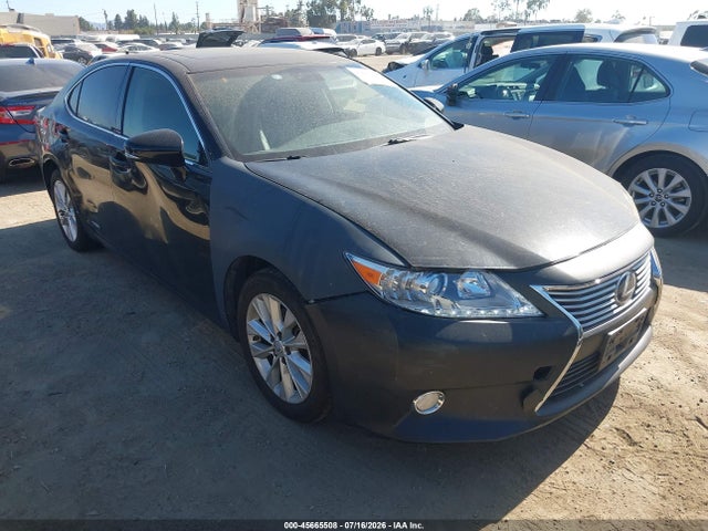2014 Lexus ES 300H 照片 1
