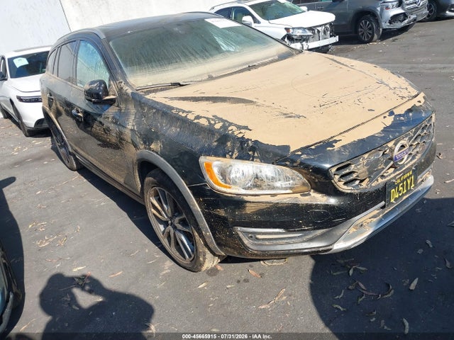 2015 VOLVO V60 T5