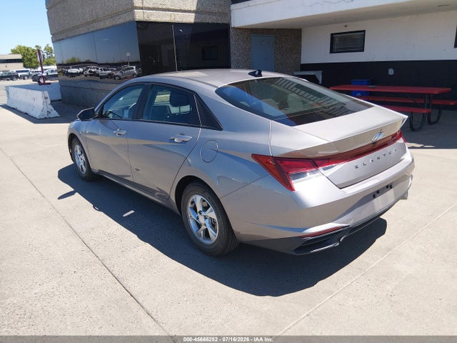صورة 3 لـ 2023 Hyundai ELANTRA SE