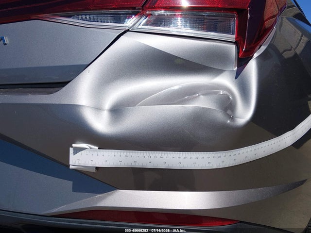 2023 Hyundai ELANTRA SE 缩略图 13