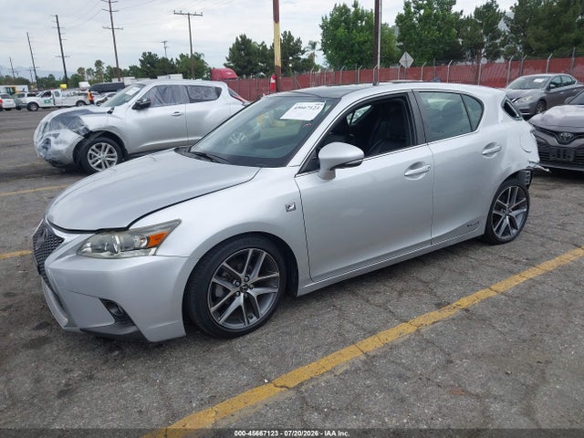 2014 Lexus CT 200H — фото 2