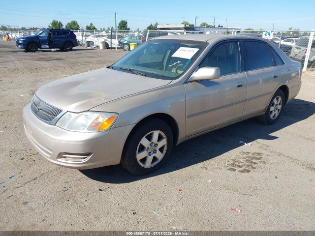 2002 Toyota AVALON XL 照片 2