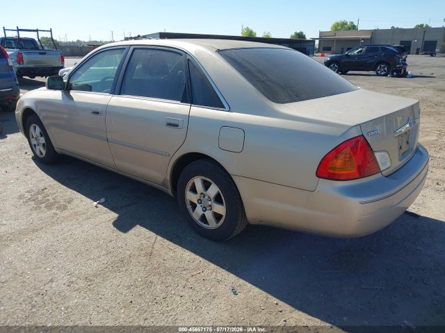 2002 Toyota AVALON XL 照片 3