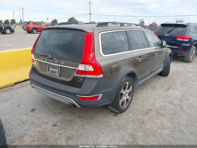 2014 Volvo XC70 T6 PREMIER PLUS — фото 4