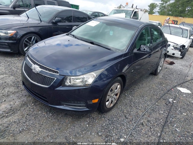2014 Chevrolet CRUZE LS AUTO 照片 2