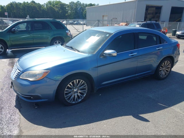 صورة 2 لـ 2011 Chrysler 200 LIMITED