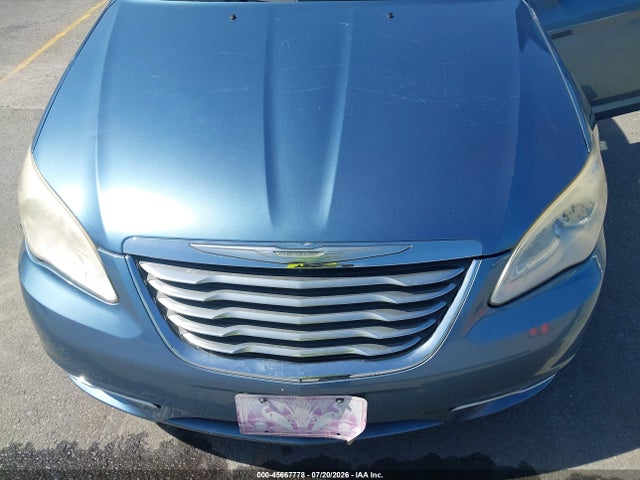صورة 6 لـ 2011 Chrysler 200 LIMITED