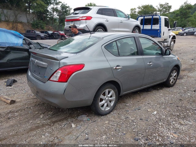 2013 Nissan VERSA 1.6 SL — фото 4