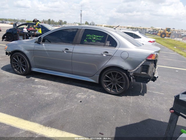 صورة 3 لـ 2016 Mitsubishi LANCER ES