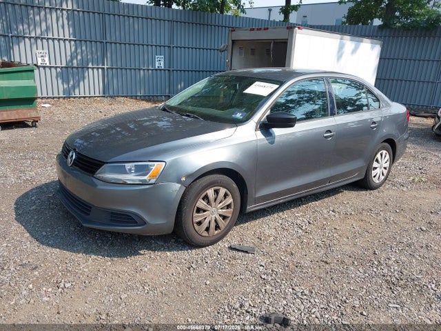 2013 Volkswagen JETTA 2.0L S — фото 2