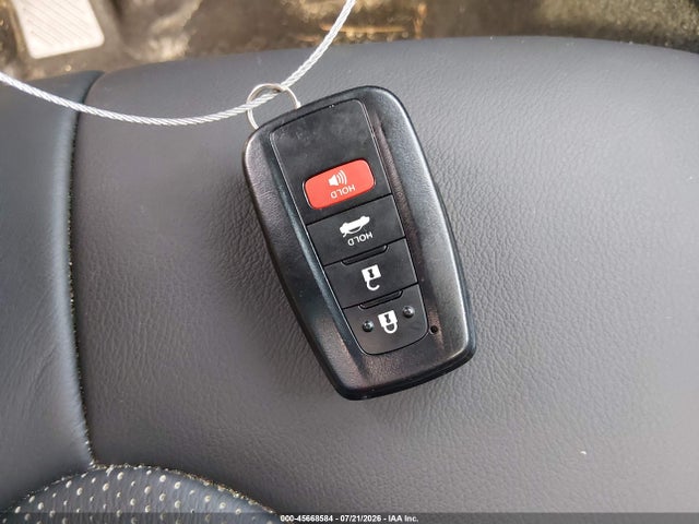 2023 TOYOTA CAMRY XSE AWD 11