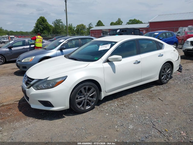 2018 Nissan ALTIMA 2.5 SR — фото 2